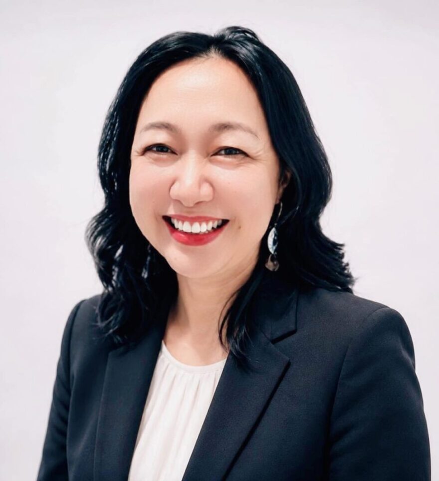 Ms Jenny Chan
